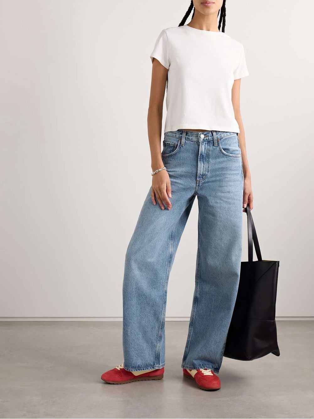 Anthropologie Agolde Low Curve Jean in Force Mid Wash 26‎ Bowed Barrel Leg